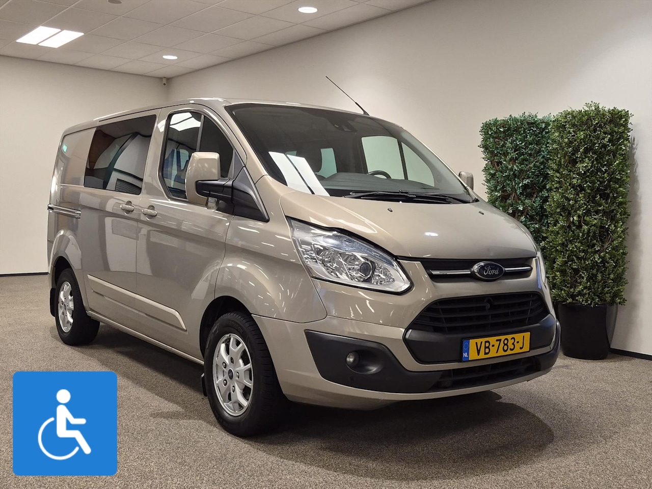 Ford Transit Custom - L1H1 Rolstoelbus - 2x zijschuifdeuren - AutoWereld.nl