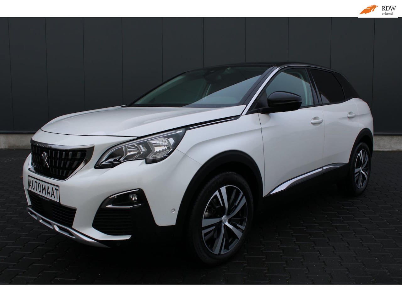 Peugeot 3008 - 1.2 Allure AUTOMAAT - AutoWereld.nl