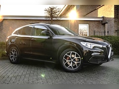 Alfa Romeo Stelvio - 2.0 T AWD B-Tech Q4 200 PK Pano Adaptive Leder Camera 19''