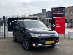 Mitsubishi Outlander - 2.0 PHEV Instyle X-Line (bj 2015) EURO6|LEER|CAMERA|SCHUIFDAK|