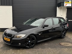 BMW 3-serie Touring - 320i Business Line| Pano | NAP | Stoelverwarming| Goed onderhouden
