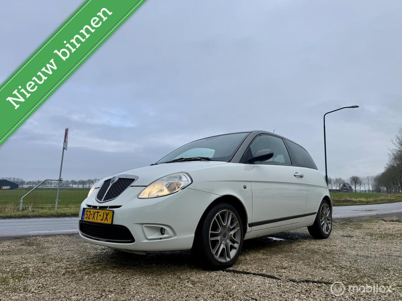 Lancia Y(psilon) - Ypsilon 1.4-16V Sport, BJ 2007, Airco, APK Feb 2027 - AutoWereld.nl