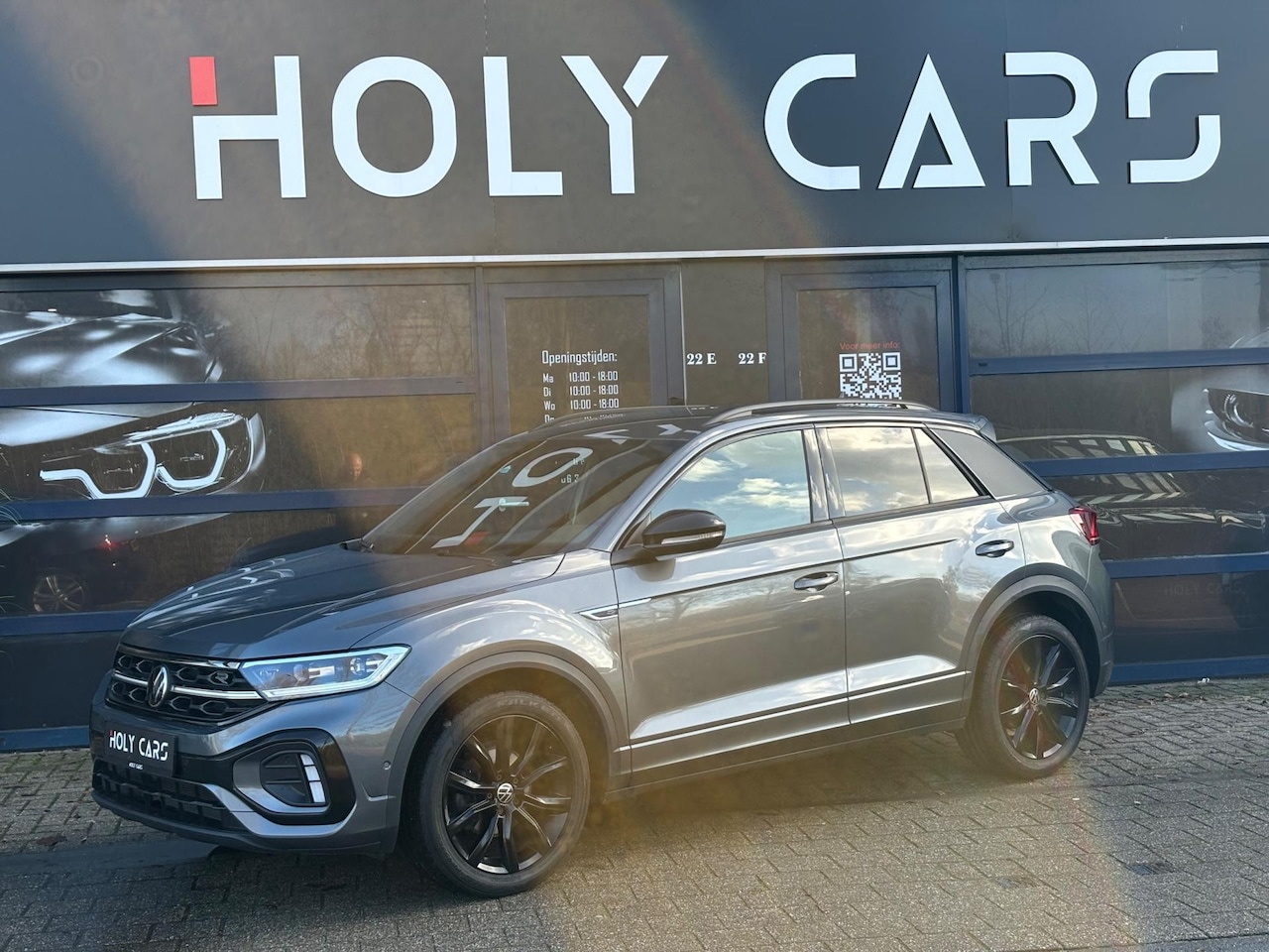 Volkswagen T-Roc - 1.5 TSI 3X R-Line | IQ.LIGHT | CARPLAY | CAMERA | VIRTUAL | - AutoWereld.nl
