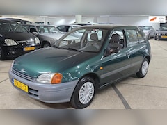 Toyota Starlet - 1.3-16V 167.000dkm Nap 5 deurs Top onderhouden Roestvrij