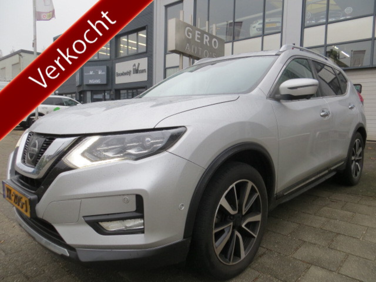 Nissan X-Trail - 1.6 DIG-T Tekna rijdbare schade vol exta`s ,panorama ,leder ,ecc ,trekhaak etc - AutoWereld.nl