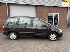 Ford Galaxy - 2.0-8V Ambiente|7 persoon|AIRCO|TREKHAAK