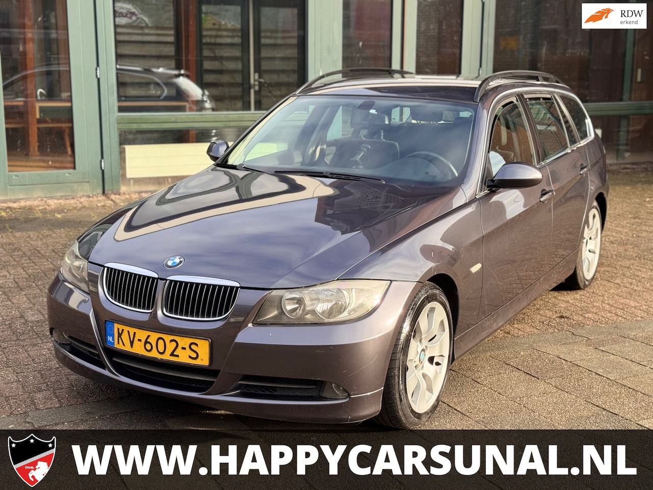 BMW 3-serie Touring - 325i High Executive 325i High Executive, AUTOMAAT, LEER - AutoWereld.nl