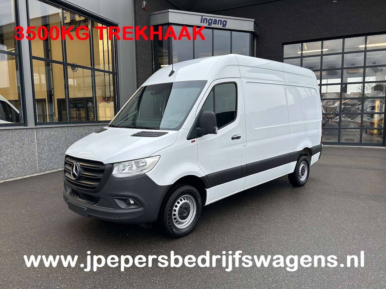 Mercedes-Benz Sprinter - 317 CDI L2 H2 3500KG Trekhaak / Automaat / MBUX / Camera / Parkeersensoren / Navigatie / A - AutoWereld.nl