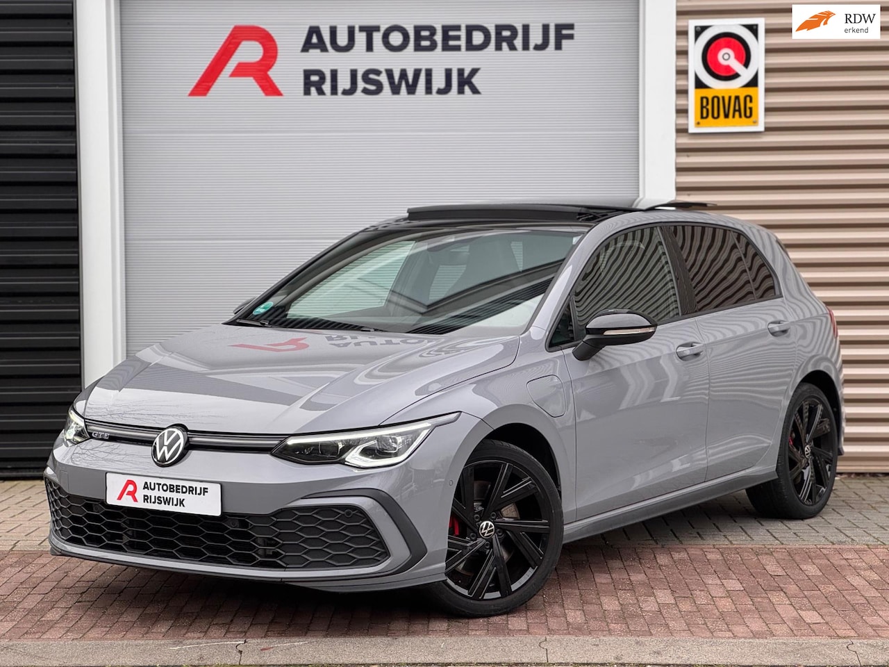 Volkswagen Golf - 1.4 eHybrid GTE Pano/Matrix/HuD/Trekhaak - AutoWereld.nl