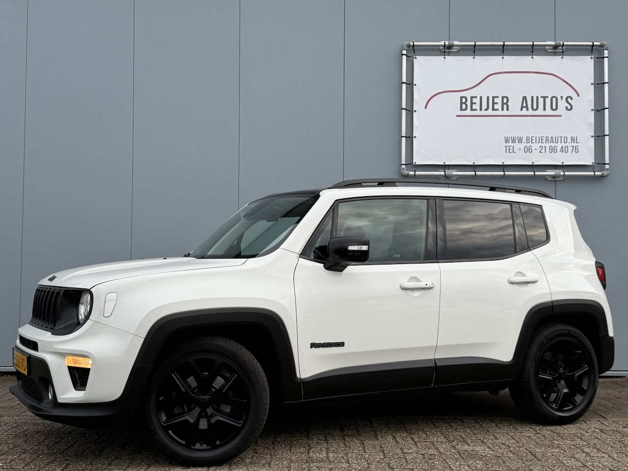 Jeep Renegade - 1.3T Limited Automaat Carplay/Trekhaak/18inch. - AutoWereld.nl