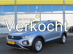 Volkswagen T-Roc - 1.0 TSI Life -110pk- | LED | App Connect | Parkeer Assistent | Lane Assist | Climate Contr
