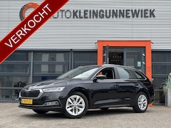 Skoda Octavia Combi - 1.0 TSI Business Edition / Trekhaak / Camera / Navi / Cruise Control / Climate Control /