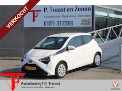 Toyota Aygo - 1.0 VVT-i x-play limited Navigatie/Achteruitrijcamera/Apple carplay/Airco/Bluetooth/Toeren