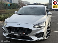 Ford Focus - 1.0 EcoBoost ST Line Business CAMERA|LED|KEYLESS|
