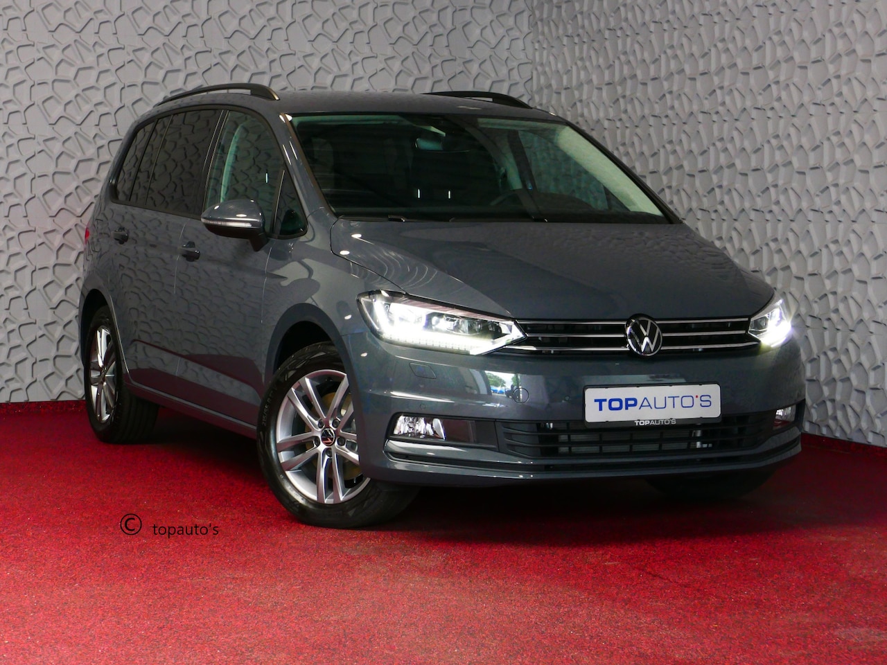 Volkswagen Touran - 1.5 TSI 150PK 7P CARPLAY NAVI CAMERA LED ELEK.KLEP VIR.COCKPIT DODE.HOEK DET. STOELVERW KE - AutoWereld.nl