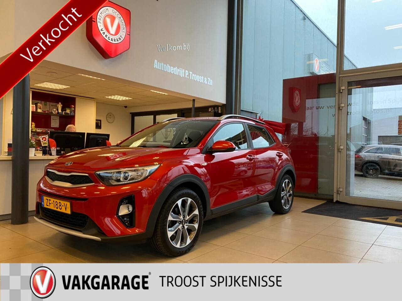 Kia Stonic - 1.0 T-GDi DynamicLine 1.0 T-GDi DynamicLine,100% Onderhouden,Appele Carplay,Navigatie,Achteruitrijcamera,Spraakb - AutoWereld.nl