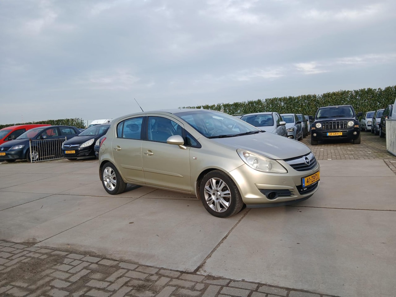 Opel Corsa - 1.2 2e eigenaar - Automaat - NW APK - NAP! - AutoWereld.nl