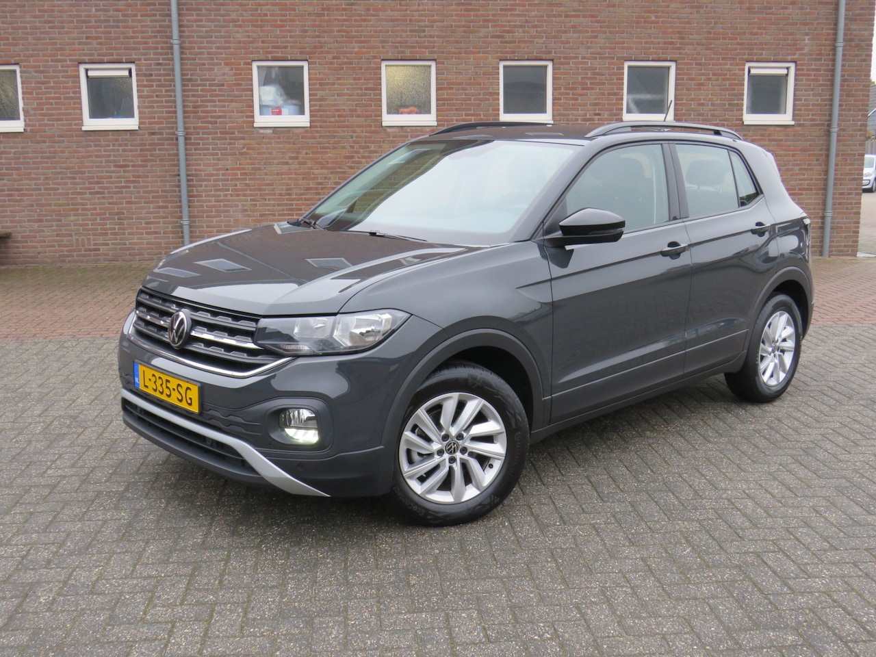 Volkswagen T-Cross - 1.0 TSI 95Pk Life * Rijklaarprijs incl. garantie * Carplay Android * Navigatie * Parkeerse - AutoWereld.nl