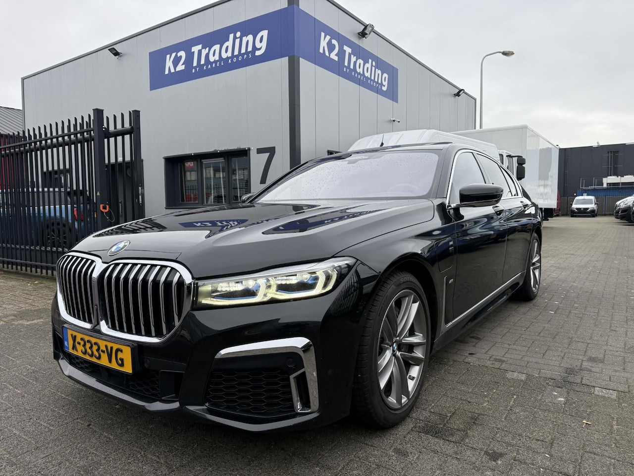 BMW 7-serie - 745e Massage, Laser-light, 4x ventilatie seat, schuifdak, M-sport, Winterset, Display-key, - AutoWereld.nl