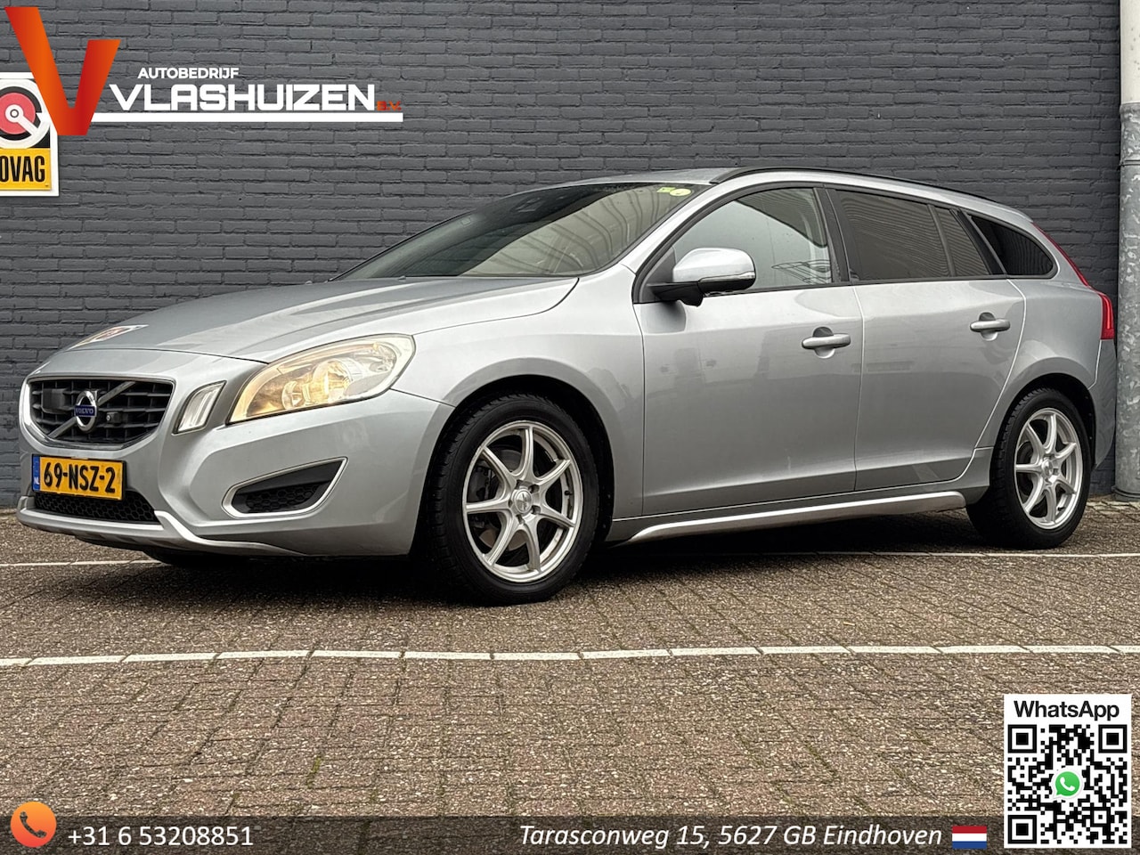 Volvo V60 - 2.0 D3 Kinetic | NAVI | CRUISE | CLIMA | TREKHAAK | APK 08-10-2026 | - AutoWereld.nl