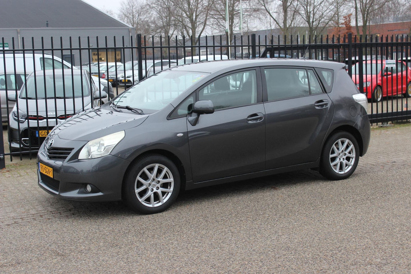 Toyota Verso - 1.8 VVT-i Automaat, Business, Trekhaak! - AutoWereld.nl