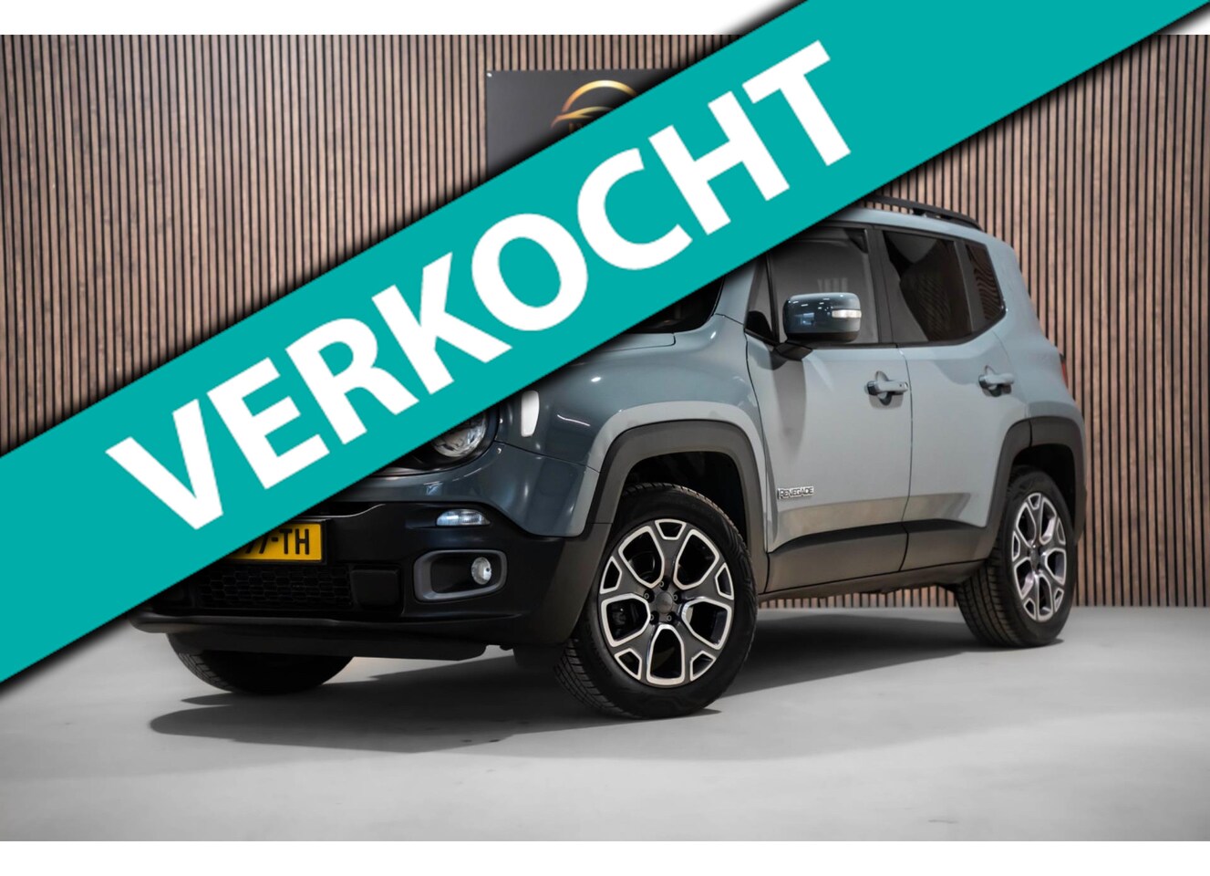 Jeep Renegade - 1.4 MultiAir Limited AWD | Leder | Navi | Camera - AutoWereld.nl