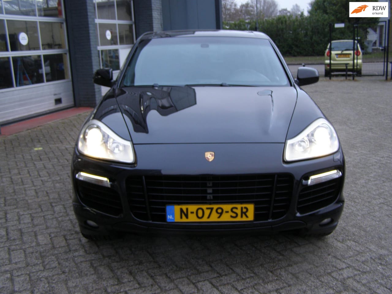 Porsche Cayenne - 4.8 Turbo automaat met leer en climate en cruise control en android radio - AutoWereld.nl