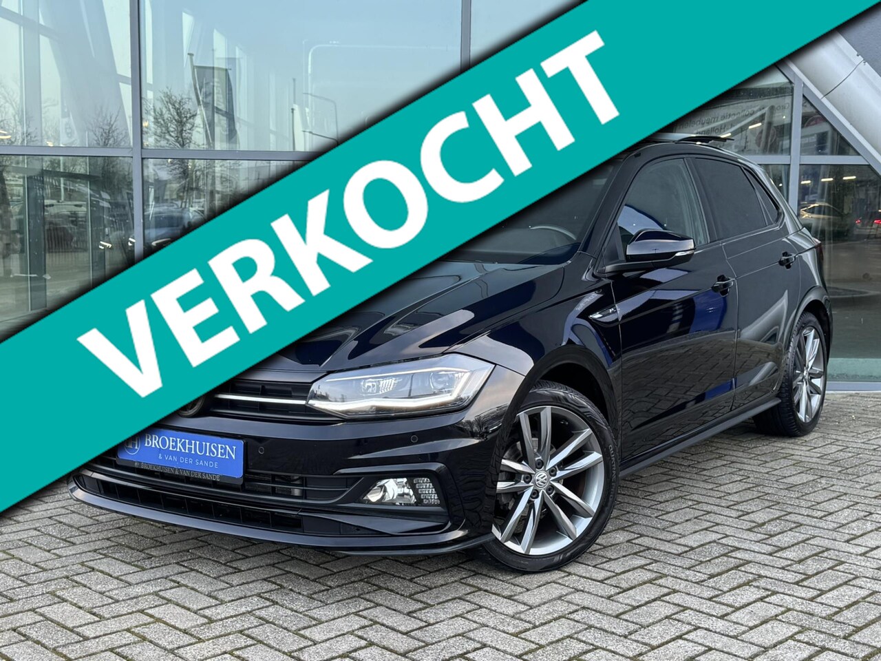 Volkswagen Polo - 1.0 TSI R-line Automaat / Panoramadak / Camera - AutoWereld.nl