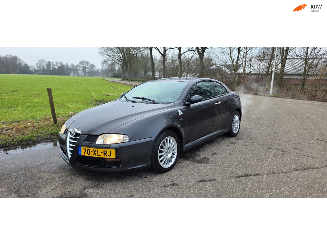 Alfa Romeo GT - 2.0 JTS Distinctive |leuke auto voor de hobby auto heeft een tijd stil gestaan | - AutoWereld.nl