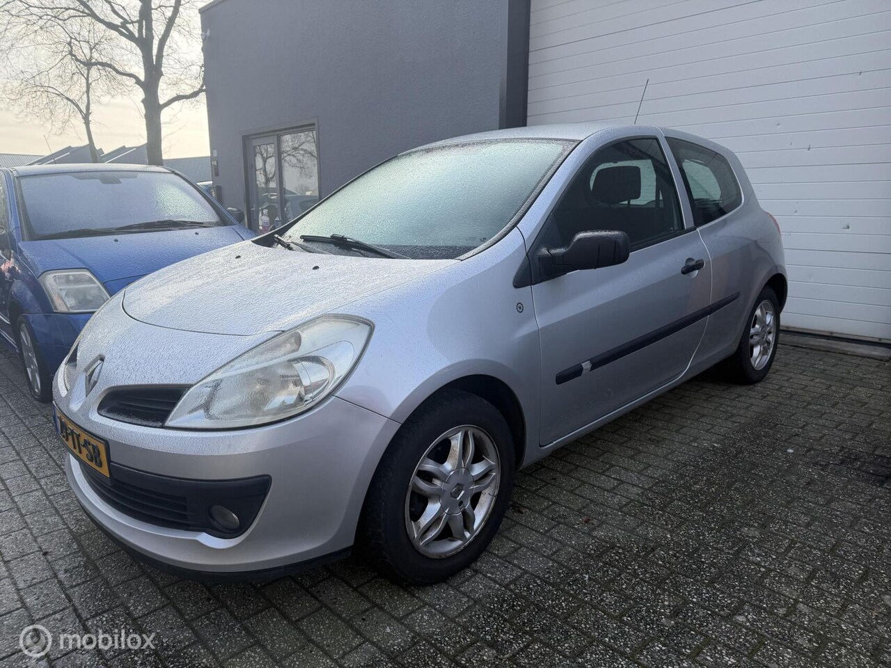 Renault Clio - 1.2-16V Extreme / Airco / Nieuwe APK / NAP / - AutoWereld.nl