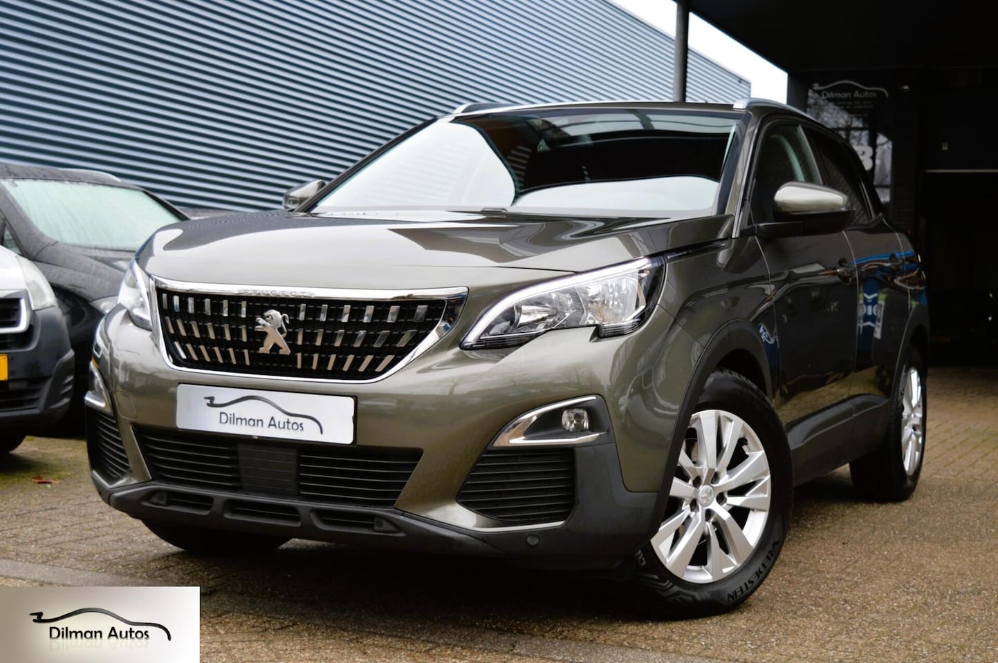 Peugeot 3008 - 1.2 PureTech Blue Lease Executive|Leder|Carplay - AutoWereld.nl