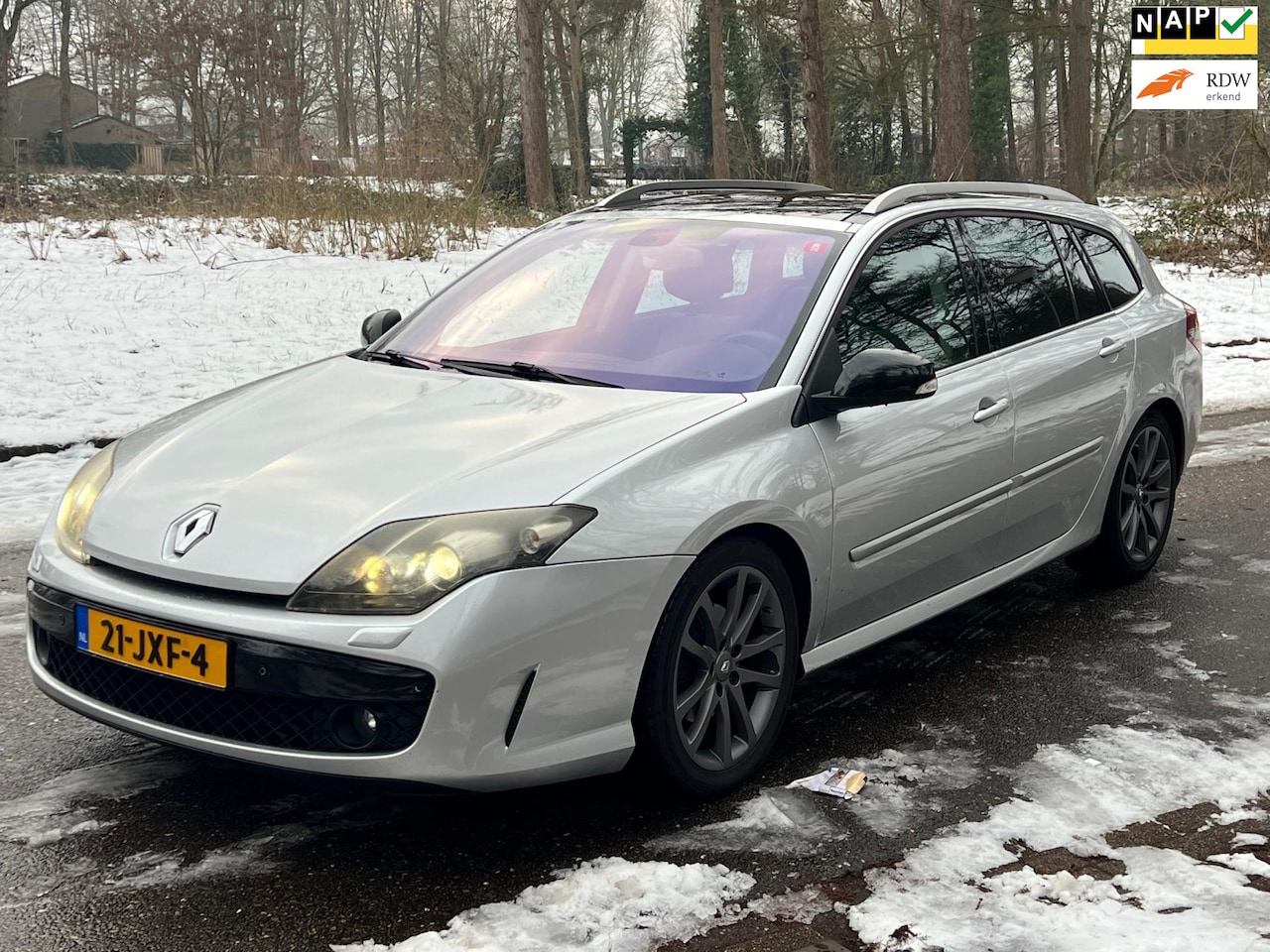 Renault Laguna Estate - 2.0 dCi Dynamique Automaat Pano Leder Xenon 2009 - AutoWereld.nl