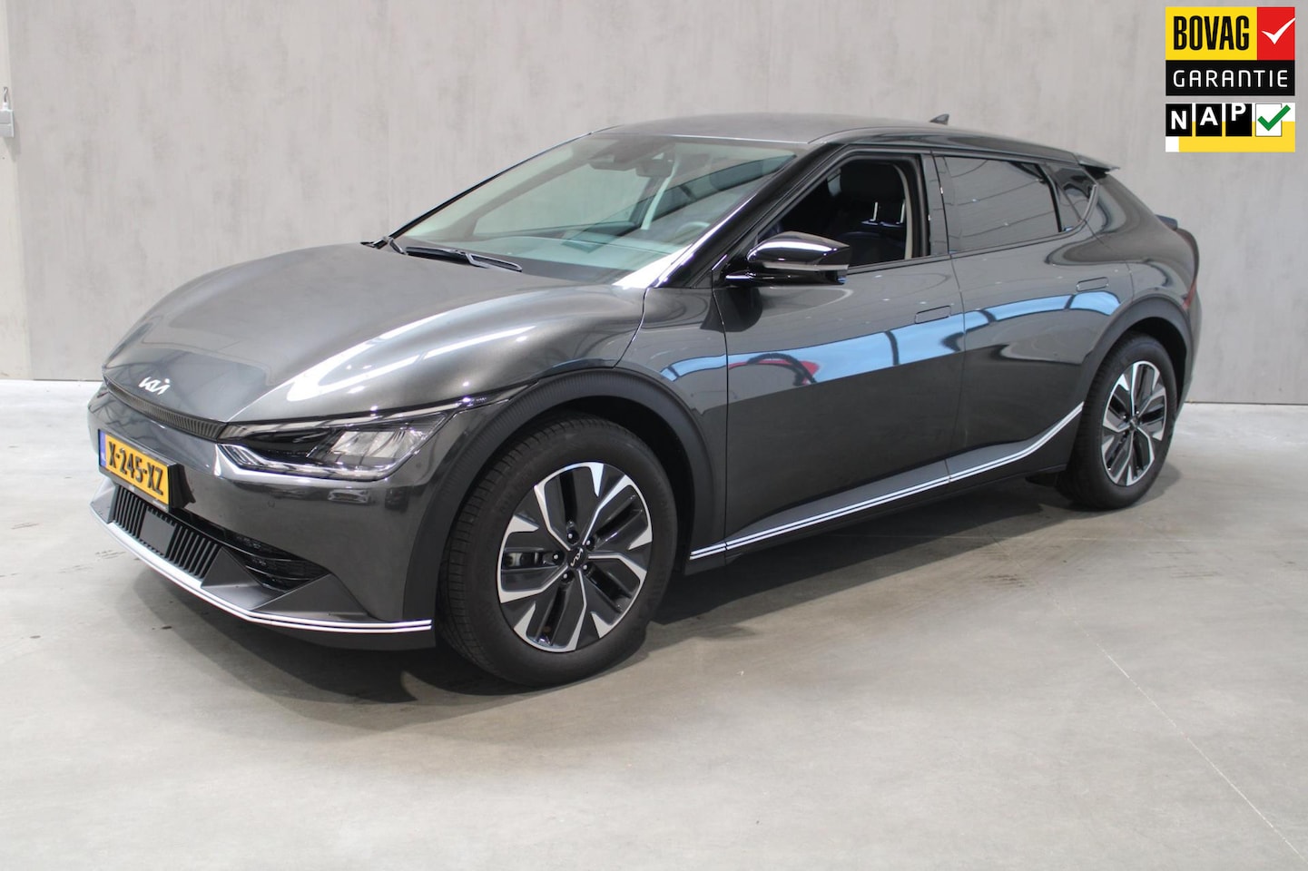 Kia EV6 - Light Edition 58 kWh |100% SOH|Camera|Carplay - AutoWereld.nl