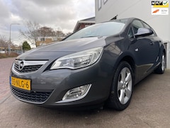 Opel Astra - 1.4 Edition/Climate-c/Cruise-c/Aux/Sfeerverlichting/Nette auto