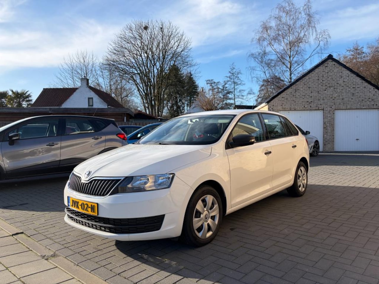 Skoda Rapid Spaceback - 1.2 TSI Greentech Active 2016 107dkm Airco Navigatie Carplay isofix - AutoWereld.nl