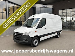 Mercedes-Benz Sprinter - 317 CDI L2 H2 Pro LED / MBUX / Navigatie / Camera / Parkeersensoren / Cruise control / Air