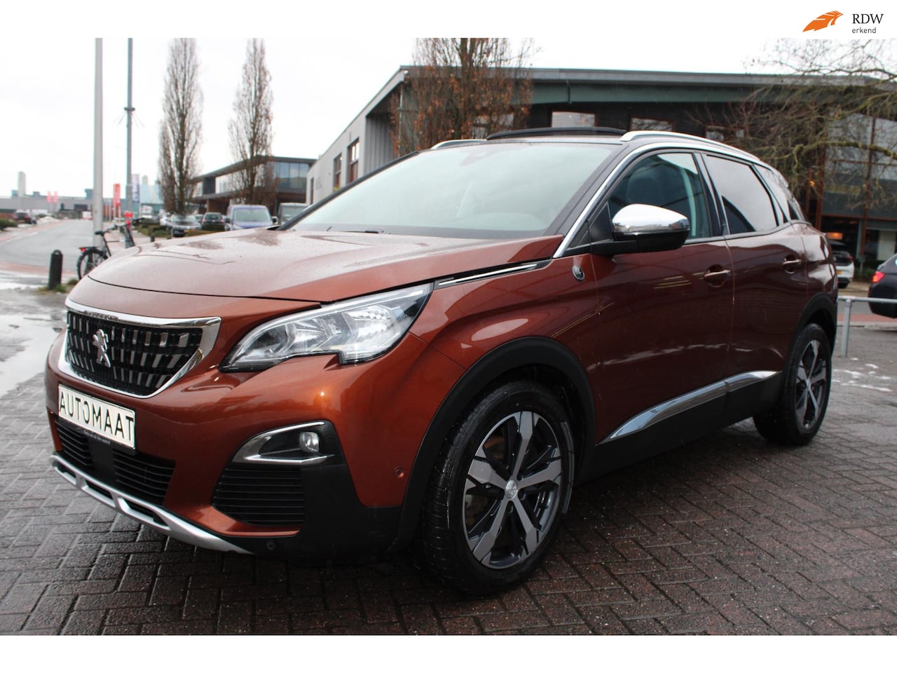 Peugeot 3008 - 1.2 CROSSWAY SCHUIFDAK TREKHAAK - AutoWereld.nl