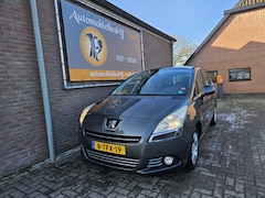 Peugeot 5008 - 1.6 THP Blue Lease Executive 7p. (loopt niet goed)