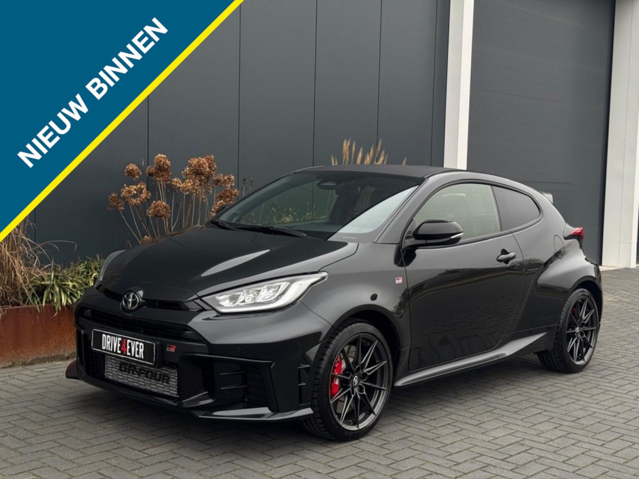 Toyota Yaris - 1.6 Turbo GR Performance 280PK NIEUW SPERDIFF CLIMATE LEDER - AutoWereld.nl