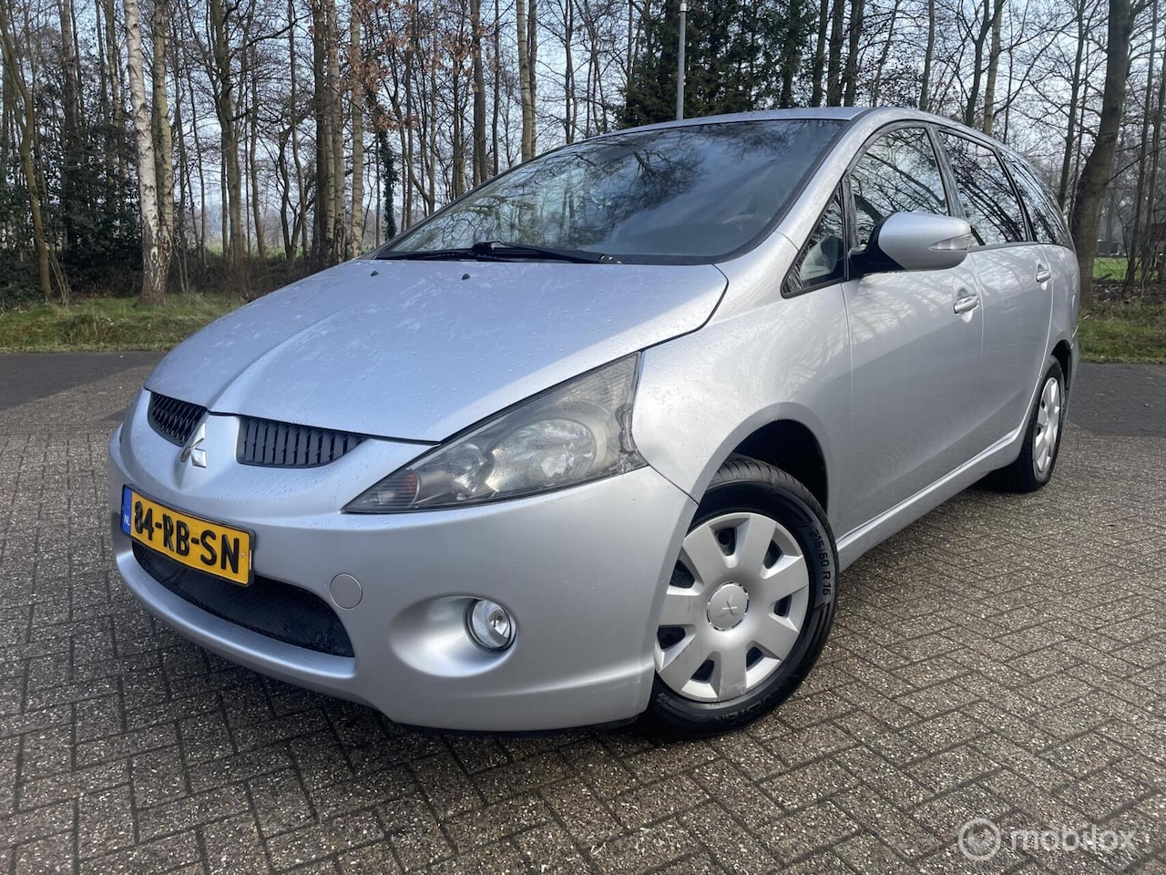 Mitsubishi Grandis - 2.4-16V Intense 2.4-16V Intense,..Automaat, 7-Persoons - AutoWereld.nl