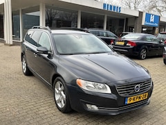 Volvo V70 - 1.6 T4 Aut Momentum Leder Md 14 Family