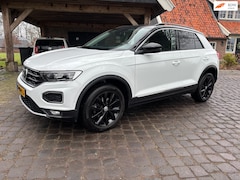 Volkswagen T-Roc - 1.5 TSI Sport Business R