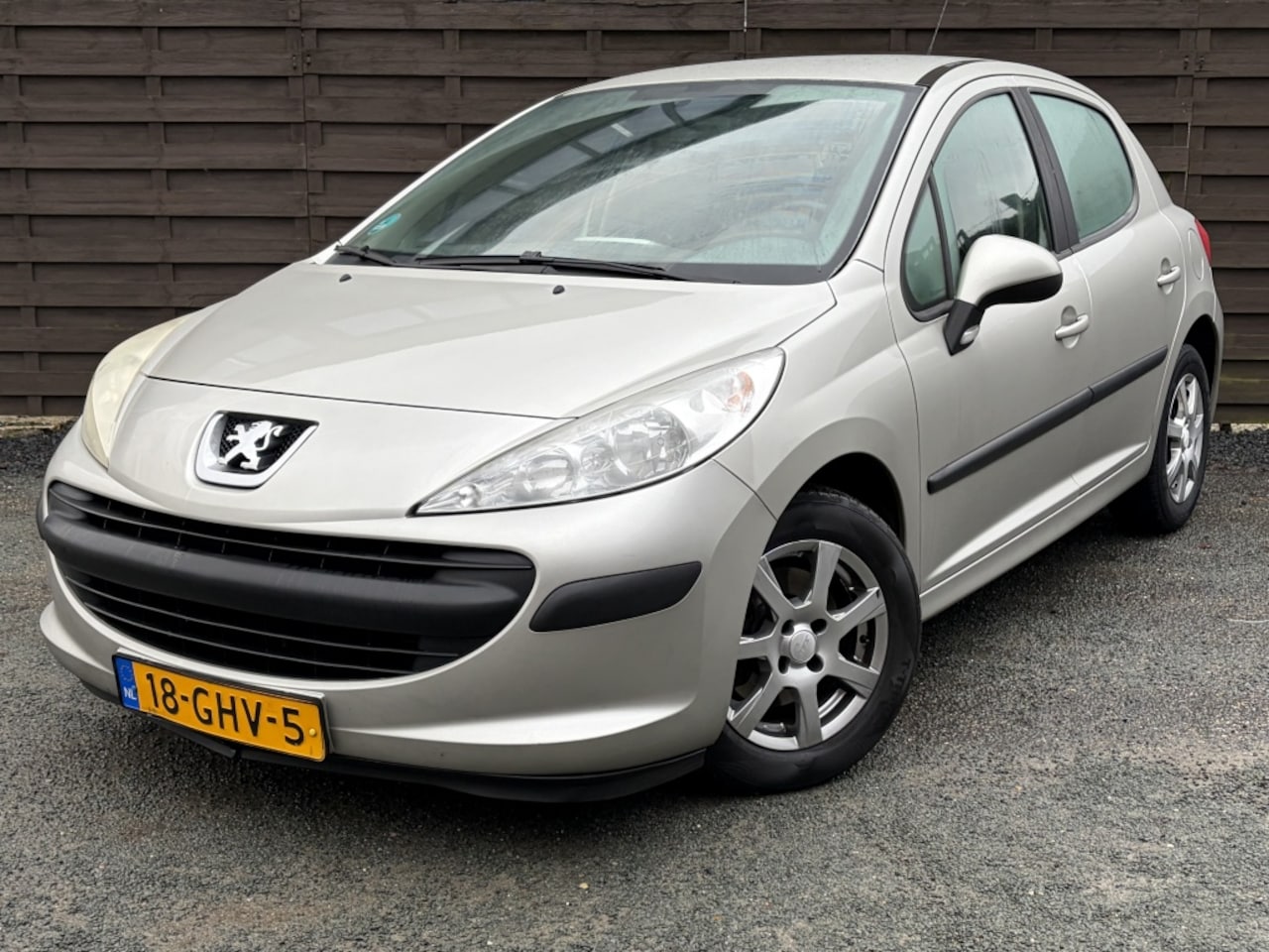 Peugeot 207 - 1.4 VTi Cool 'n Blue / AC / Nieuwe APK - AutoWereld.nl