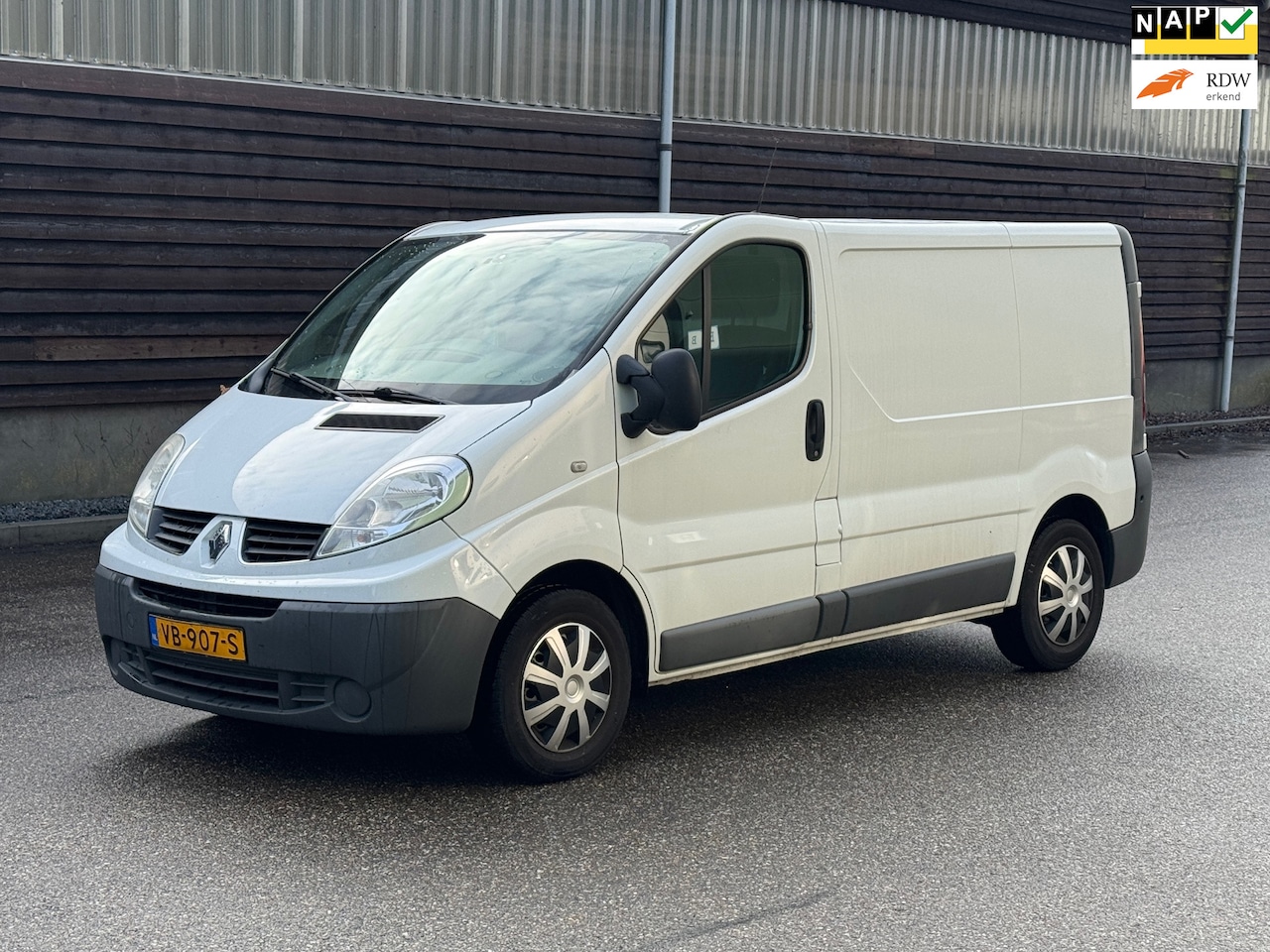 Renault Trafic - 2.0 dCi T29 L1H1 Eco 2.0 dCi T29 L1H1 Eco / MARGE - AutoWereld.nl
