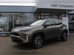 Toyota Yaris Cross - 1.5 HYBRID 115 FIRST EDITION STOEL/STUUR&WISSERVERW. LED DAB KEYLESS PRIVACY GLASS