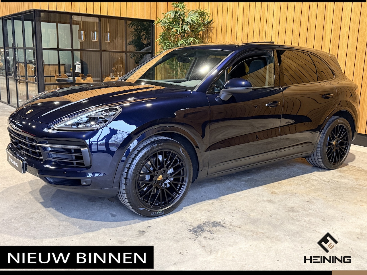 Porsche Cayenne - 3.0 Apple-carplay. Pano. Trekhaak. Navi. Bose. Luchtvering. - AutoWereld.nl