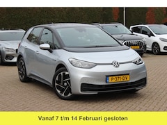Volkswagen ID.3 - Pure 45 kWh / SoH 92.6% / CarPlay / Parkeerhulp V+A / 18'' / Stuur+Stoelverwarming / DAB /