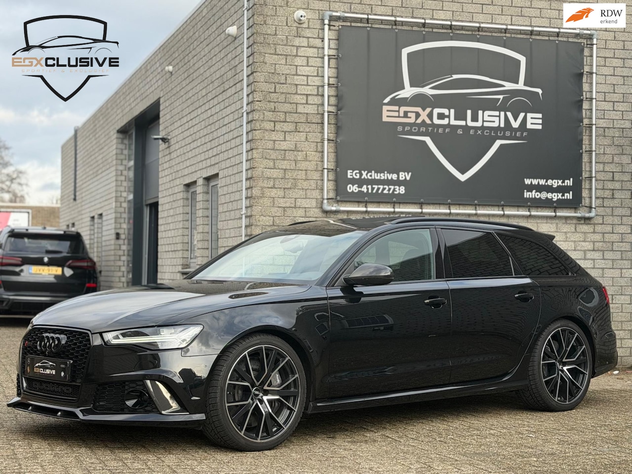 Audi RS6 - 4.0 TFSI RS 6 Quattro Performance AKRAPOVIC / CERAMIC / PANO / CARBON - AutoWereld.nl
