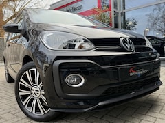 Volkswagen Up! - 1.0 TSI 90PK * HIGH UP * NAVI/ 16 INCH/ BEATS/ STOELVERWARMING/ PRIVACY GLAS