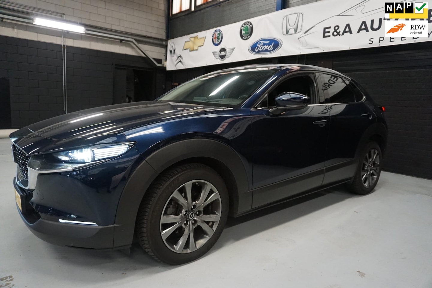 Mazda CX-30 - 2.0 e-SkyActiv-X M Hybrid Luxury /1E EIGENAAR /LEER /BOSE /HEAD-UP - AutoWereld.nl